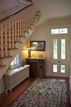 Waypoint House Bed And Breakfast Boyce Exterior photo